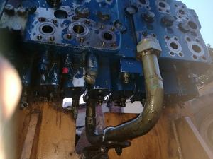 福田雷沃220-7多路阀维修