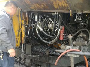 摊铺机ABG液压泵维修